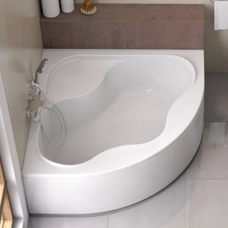 Ванна акриловая Ravak GENTIANA 140 x140 белая